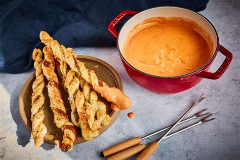 le-gruyre-aop-and-tomato-fondue-with-pesto-cheese image