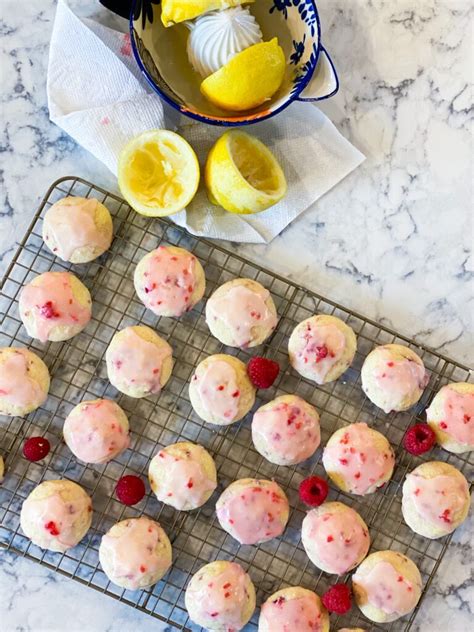 raspberry-swirl-lemon-ricotta-cookies-desocio-in image