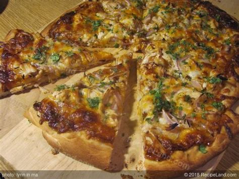 california-pizza-kitchen-bbq-chicken-pizza-copycat image