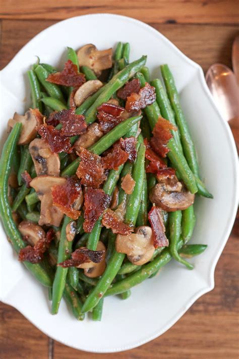 balsamic-green-beans-with-candied-bacon-hip image