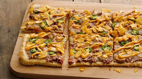 the-pudgy-pig-pizza-recipe-pillsburycom image