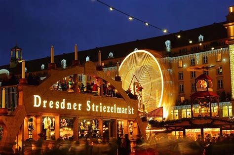 best-german-christmas-stollen-christstollen-the image