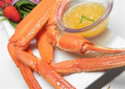 satisfy-your-fresh-crab-cravings-with-top image