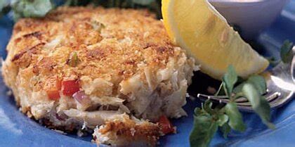 crab-cakes-with-red-pepper-mayonnaise image