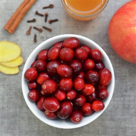 thanksgiving-recipe-maple-apple-cranberry-sauce-kitchn image