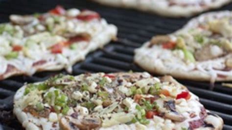 mini-grilled-pizzas image