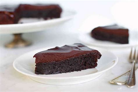 flourless-chocolate-cake-recipe-king-arthur-baking image