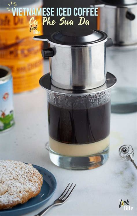 ca-phe-sua-da-how-to-make-vietnamese-coffee-the image