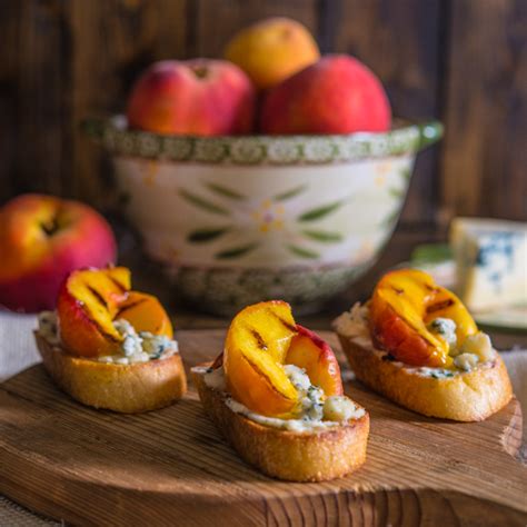 peach-and-gorgonzola-crostini-southern-boy-dishes image