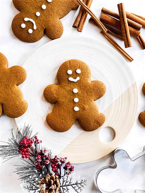 the-perfect-soft-gingerbread-cookies-savory-nothings image