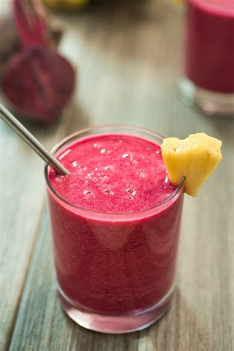 red-beet-smoothie-cooktoria image