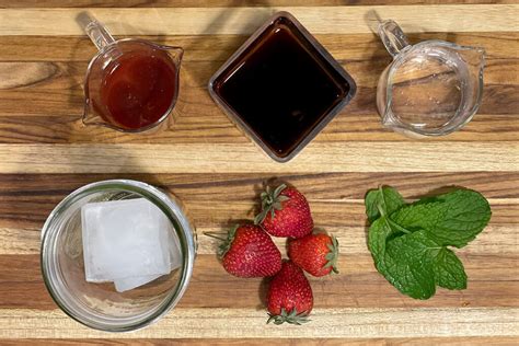 strawberry-mojito-cold-brew-cocktail image