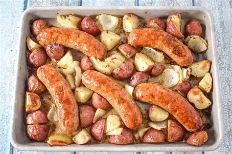 baked-italian-sausage-and-potatoes-cook2eatwell image