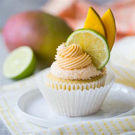 mango-margarita-cupcakes-chew-your-booze image