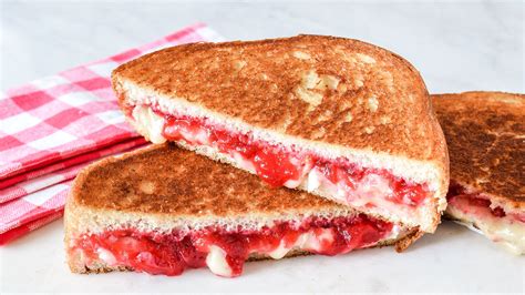 cranberry-and-brie-grilled-cheese-sandwich-hello-little image