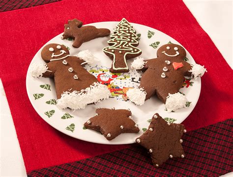 holiday-gingerbread-cookies-safeway image
