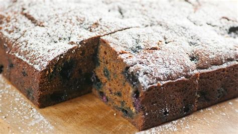make-blueberry-molasses-snack-cake-with-local-blueberries image
