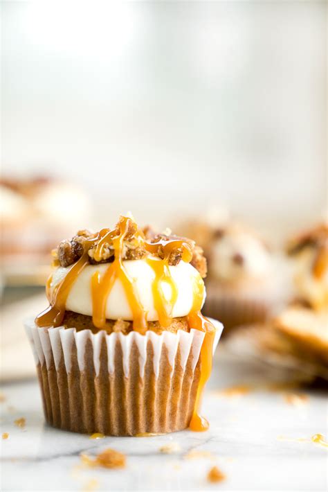 cupcakes-candied-pecan-banana-cupcake image