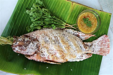 authentic-thai-grilled-fish-recipe-pla-pao-ปลาเผา image