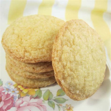 10-lemon-sugar-cookies-that-are-full-of-bright-flavor image