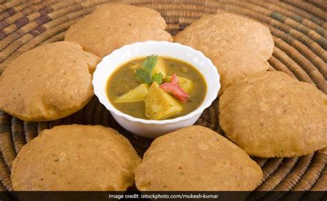 7-delicious-puri-recipes-to-elevate-your-aloo-puri image