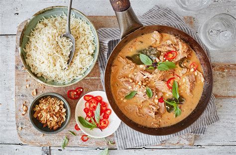 panang-curry-beef-curry-recipes-tesco-real-food image