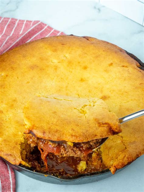 reese-witherspoons-cornbread-chili-pie-12-tomatoes image