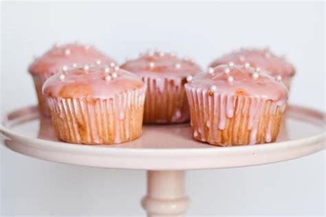 pink-champagne-cupcakes-recipe-food-fanatic image