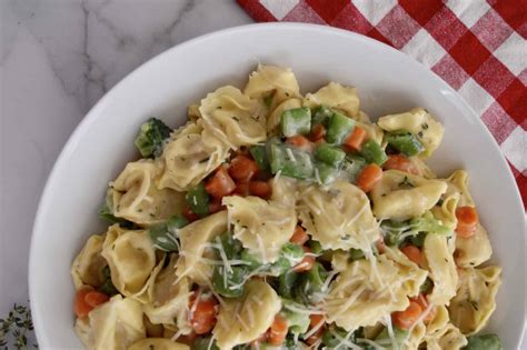 tortellini-primavera-veggie-parmesan-this-delicious image