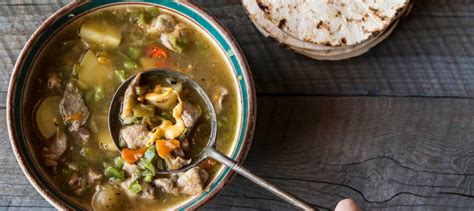 recipe-for-green-chile-stew-food-pairing image