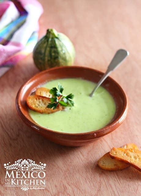 cream-of-zucchini-soup-sopa-de-calabacitas-mexico-in image