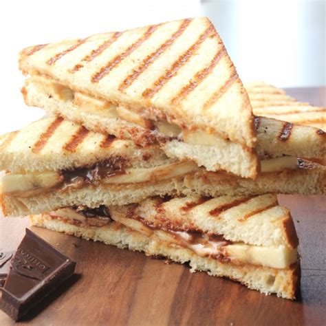 10-peanut-butter-sandwich-recipes-to-improve-your image