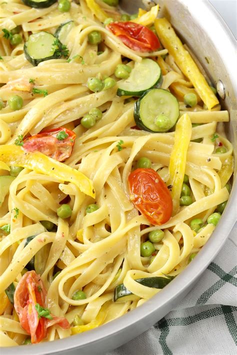one-pot-creamy-pasta-primavera-the-toasty-kitchen image