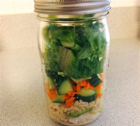 california-roll-mason-jar-salad-the-leaf-nutrisystem image
