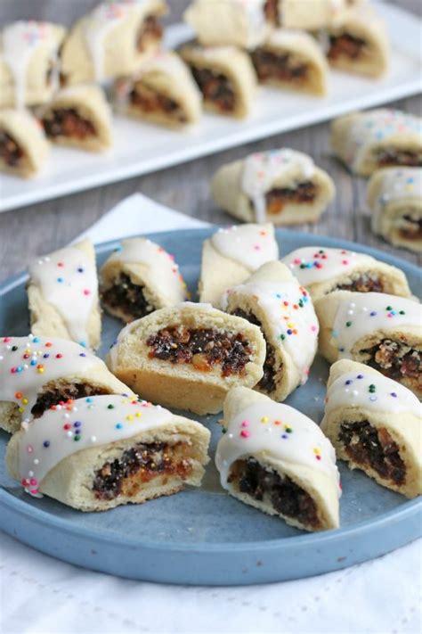 italian-fig-cookies-cucidati-wishes-and-dishes image