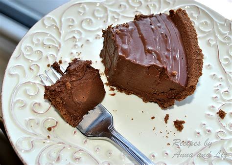no-bake-dairy-free-chocolate-cream-pie-2-sisters image