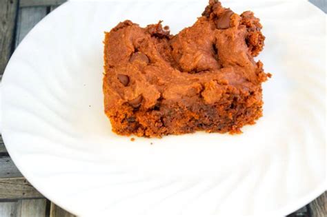 chocolate-chip-pudding-cookie-bars-easy-bar-cookies image