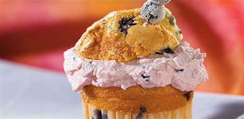 tre-stelle-ricotta-blueberry-muffins image