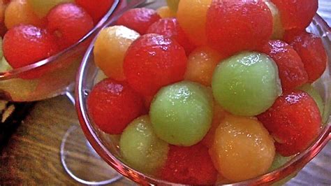 drunk-melon-balls-alcohol-infused-fruit-divas-can image