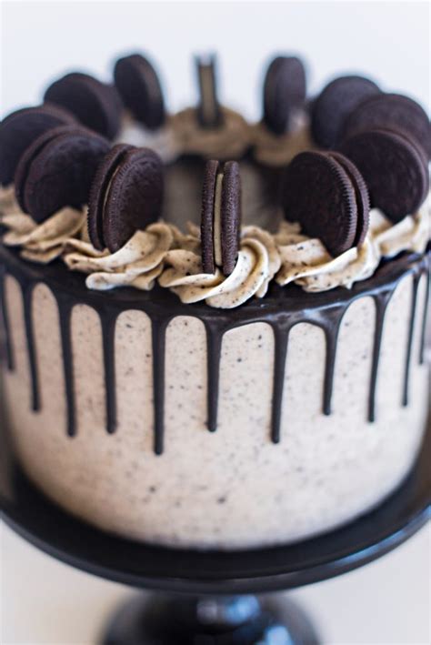 the-best-ever-cookies-and-cream-cake-with-oreo image