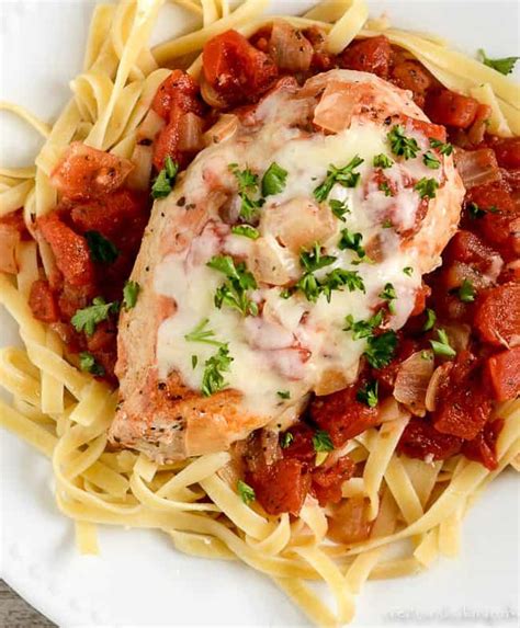 easy-skillet-italian-chicken-pasta-recipe-creations-by image
