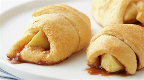 apple-pie-crescents-recipe-pillsburycom image