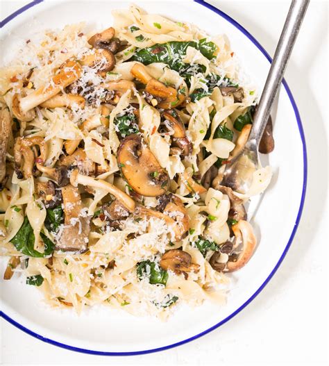 egg-noodles-with-mushrooms-and-spinach-the-food image