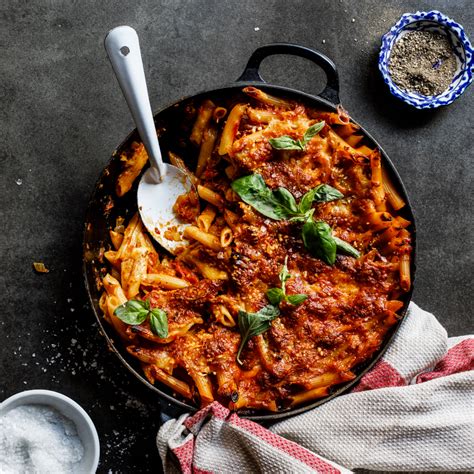 easy-cheese-and-tomato-pasta-bake-simply-delicious image