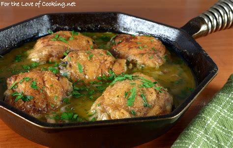 skillet-chicken-with-bacon-and-white-wine-sauce image