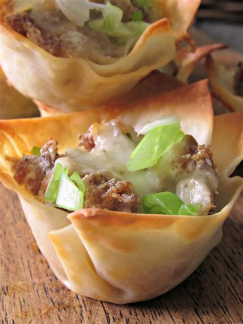 cheesy-sausage-wonton-cups-1-party-appetizer image