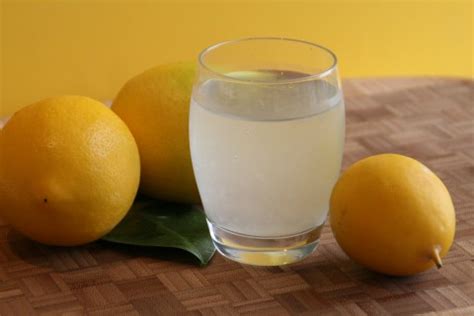 the-best-homemade-lemonade-shockingly-delicious image