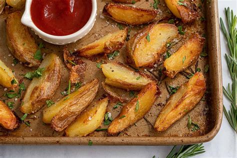 super-crispy-baked-potato-wedges-recipe-best-ever image