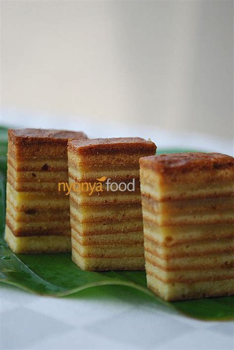 indonesian-layer-cake-kek-lapis-rasa-malaysia image