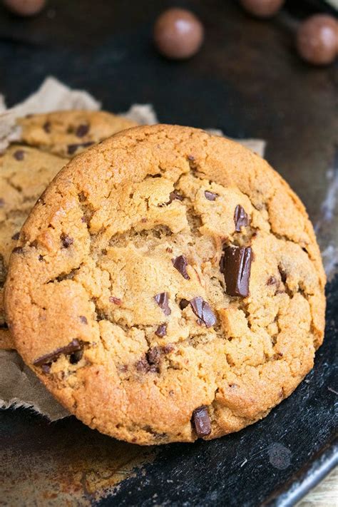 chocolate-chunk-cookies-soft-and-chewy-cakewhiz image